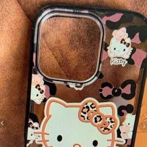 SHEIN Hello Kitty Camouflage Phone Case - Pink and Black